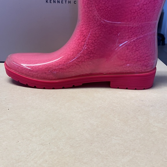 Kenneth Cole Reaction Rain Boots - Picture 4 of 10